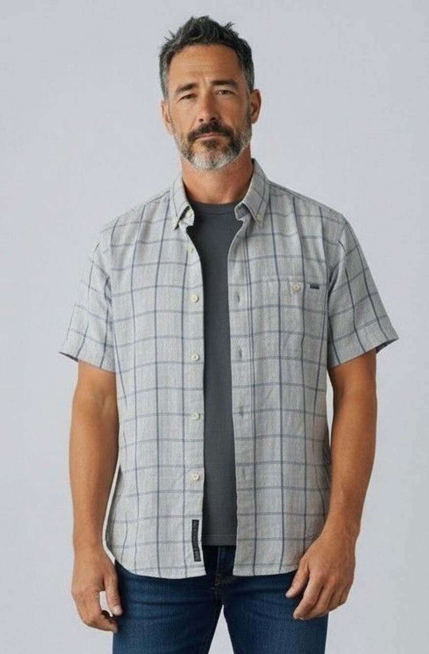 Eddie Bauer Plaid Short Sleeve Button Up Size S Gray